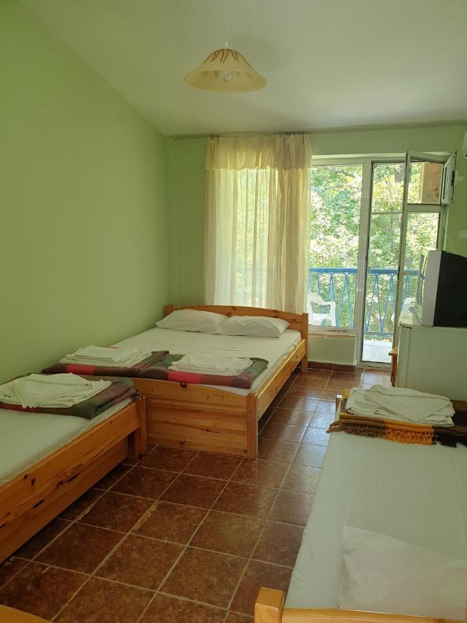 Hotel Maria Kiten  Kültér fotó